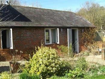 Stowting Hill House Bed & Breakfast Ashford  Exterior photo